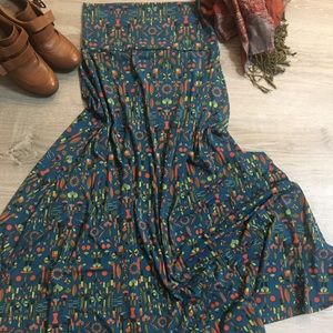 LuLaRoe maxi skirt XS mod print